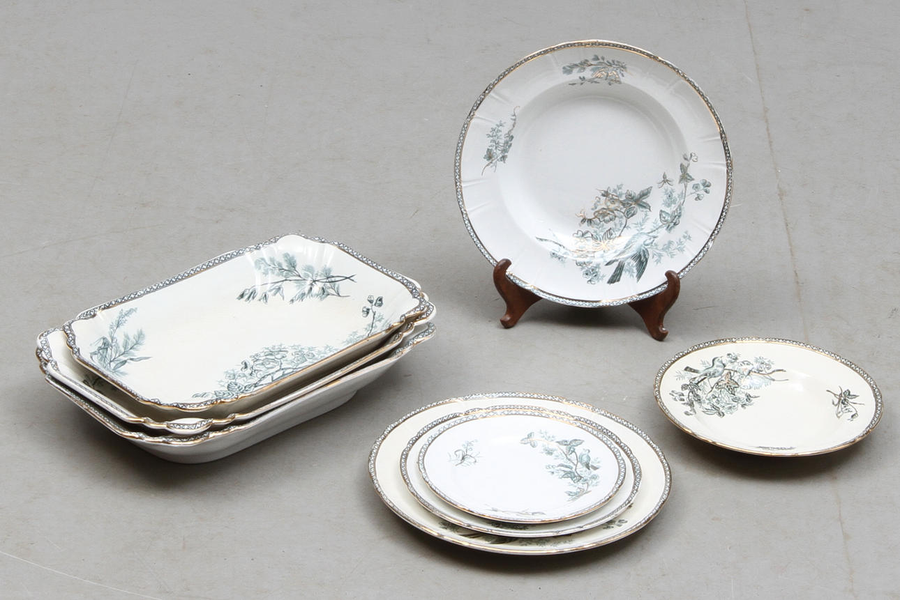 MATSERVISDELAR, ca 71 delar, flintgods, "Wexiö", Gustavsberg.