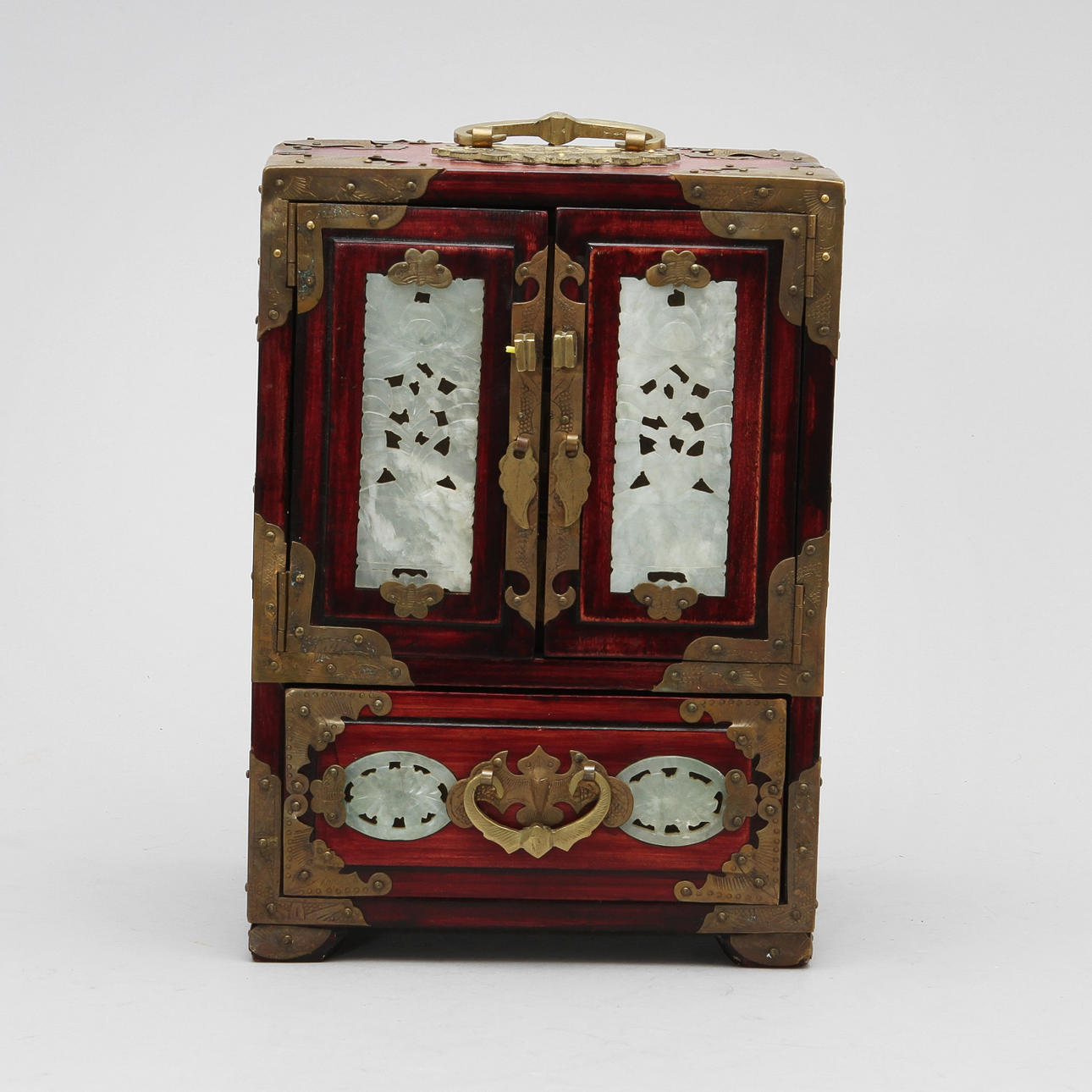 SMYCKESKRIN, Kina, 1900-tal.