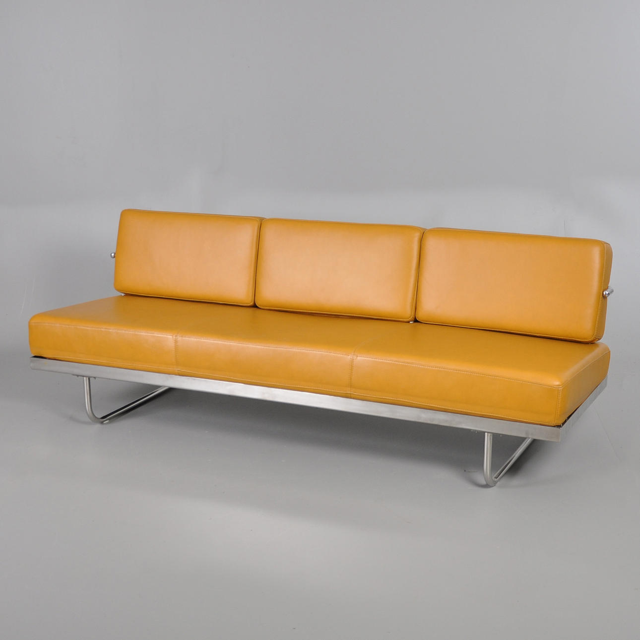 Sofa bed, after "Le Corbusier LC5".