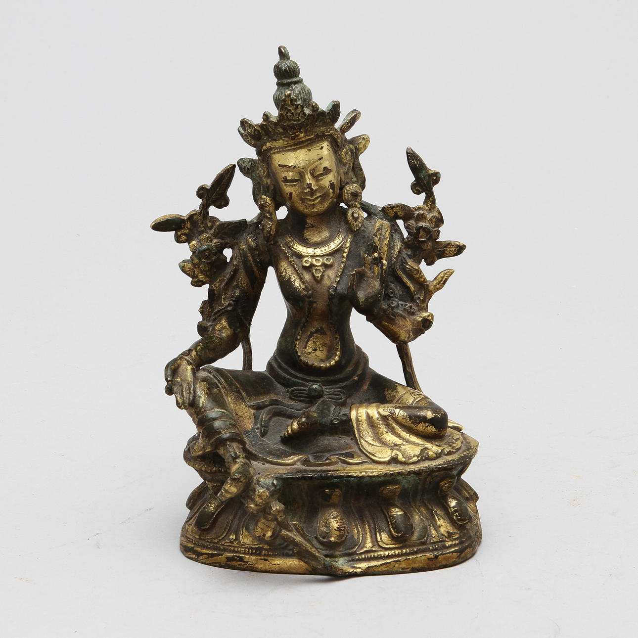 FIGURIN, förgyllt brons, Tibet, 18/1900-tal.