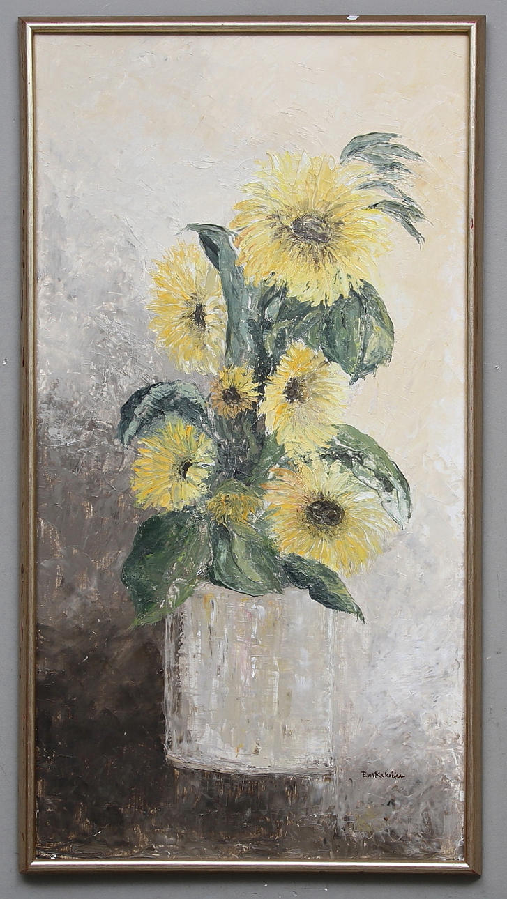 EWA KUKÁCKA. Solrosor i vas. Olja på duk. Signerad.