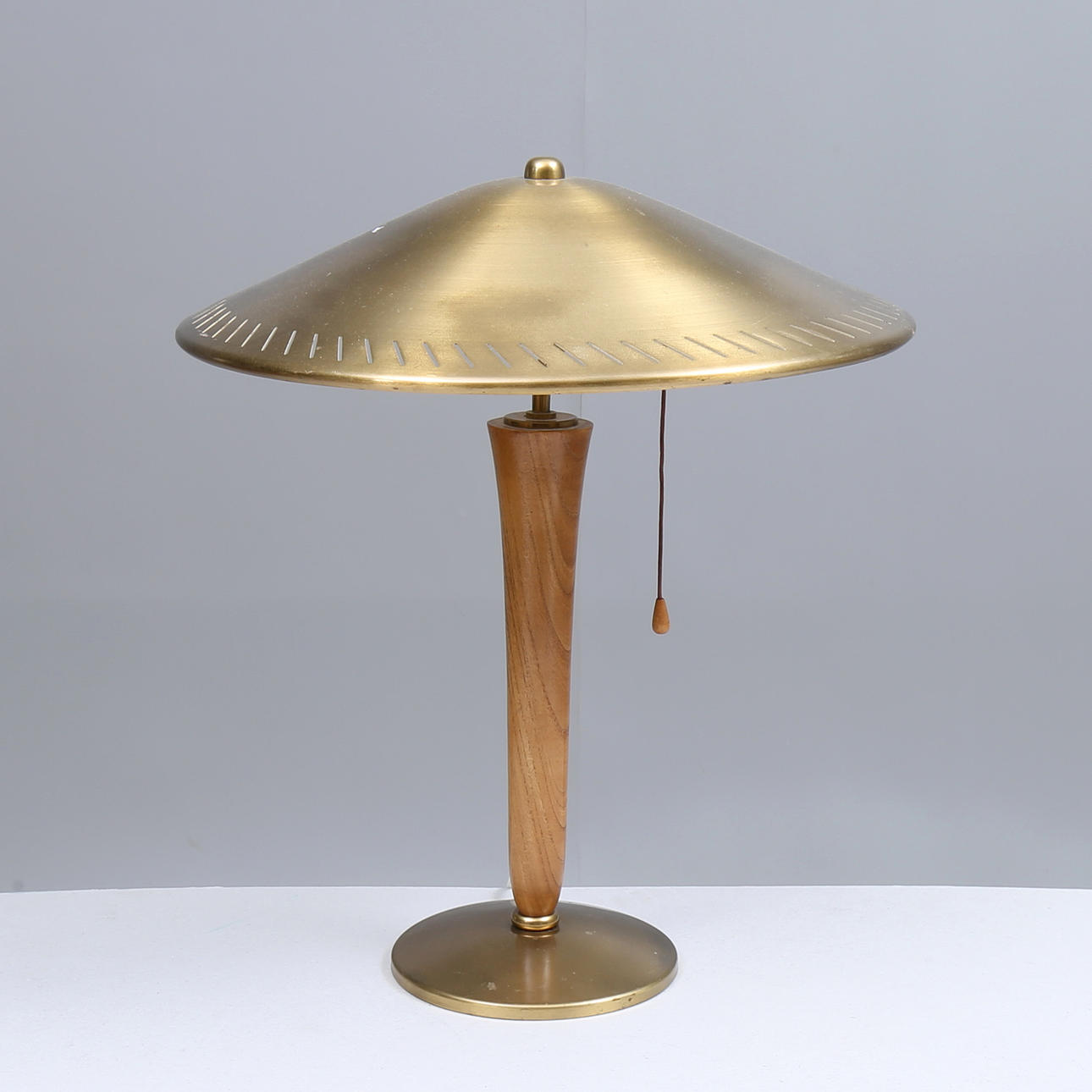 BORDSLAMPA, 1940/50-tal.