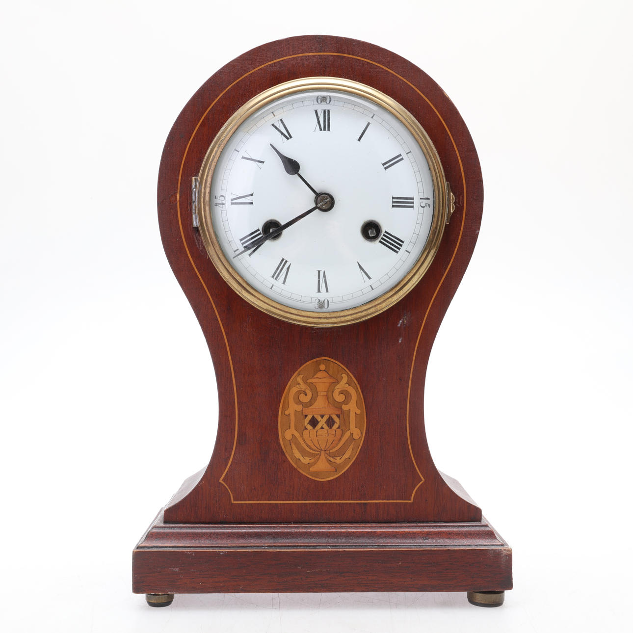 BORDSUR, 1900-talets första hälft.