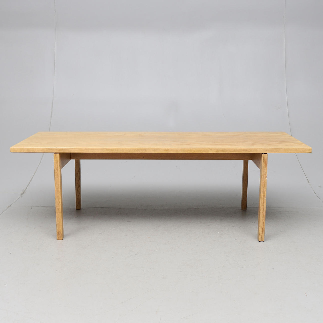 HANS J WEGNER. sofabord, Andreas Tuck, Danmark.