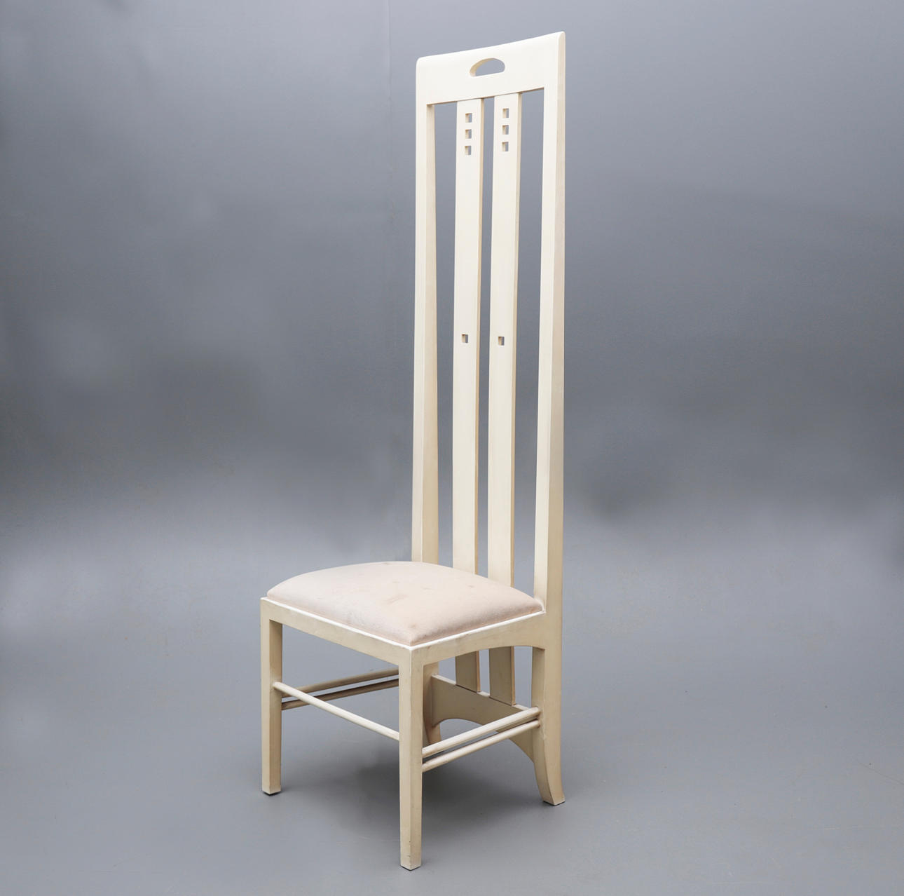 CHARLES RENNIE MACKINTOSH. EFTER. Ingram stol.