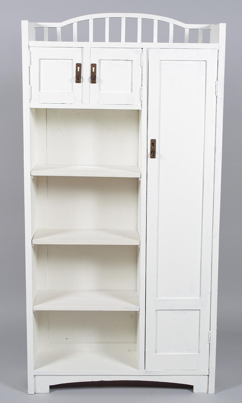 BOKHYLLA MED SKÅP, vitmålat, jugend.