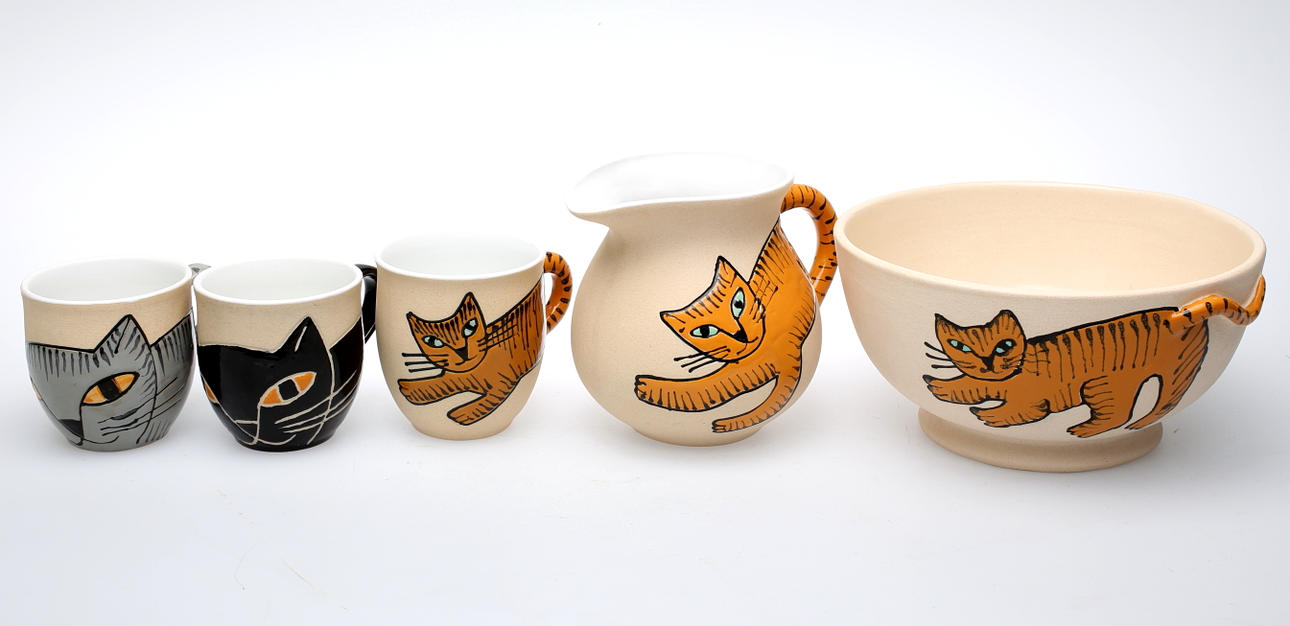 GABRIEL KERAMIK, 5 föremål med kattdekor.
