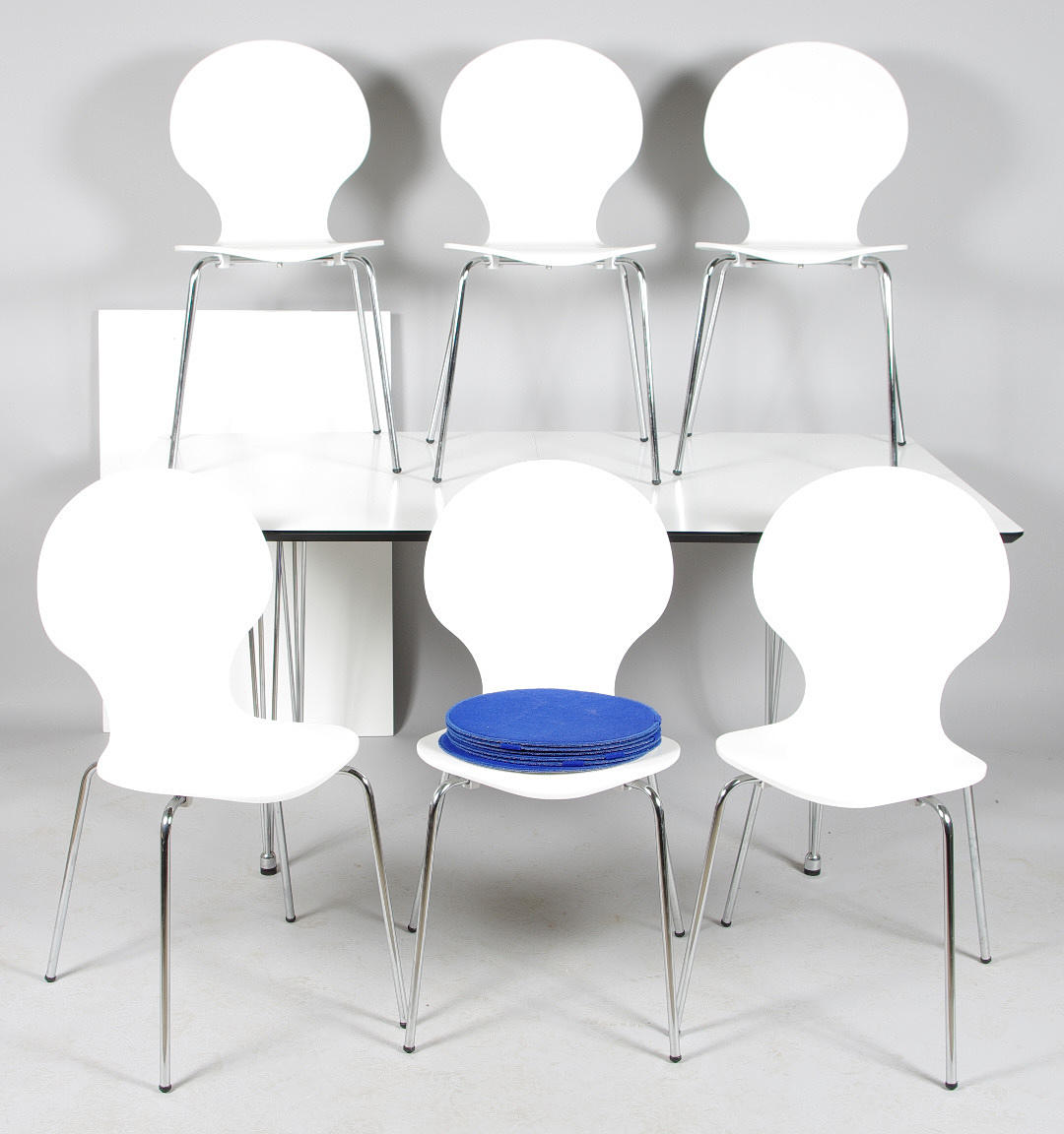 MATSALSGRUPP, vitlackerat, modern design.