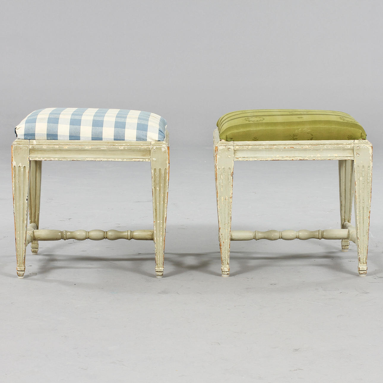 TABURETTER, 1 par, gustavianska, Johan Lindgren.