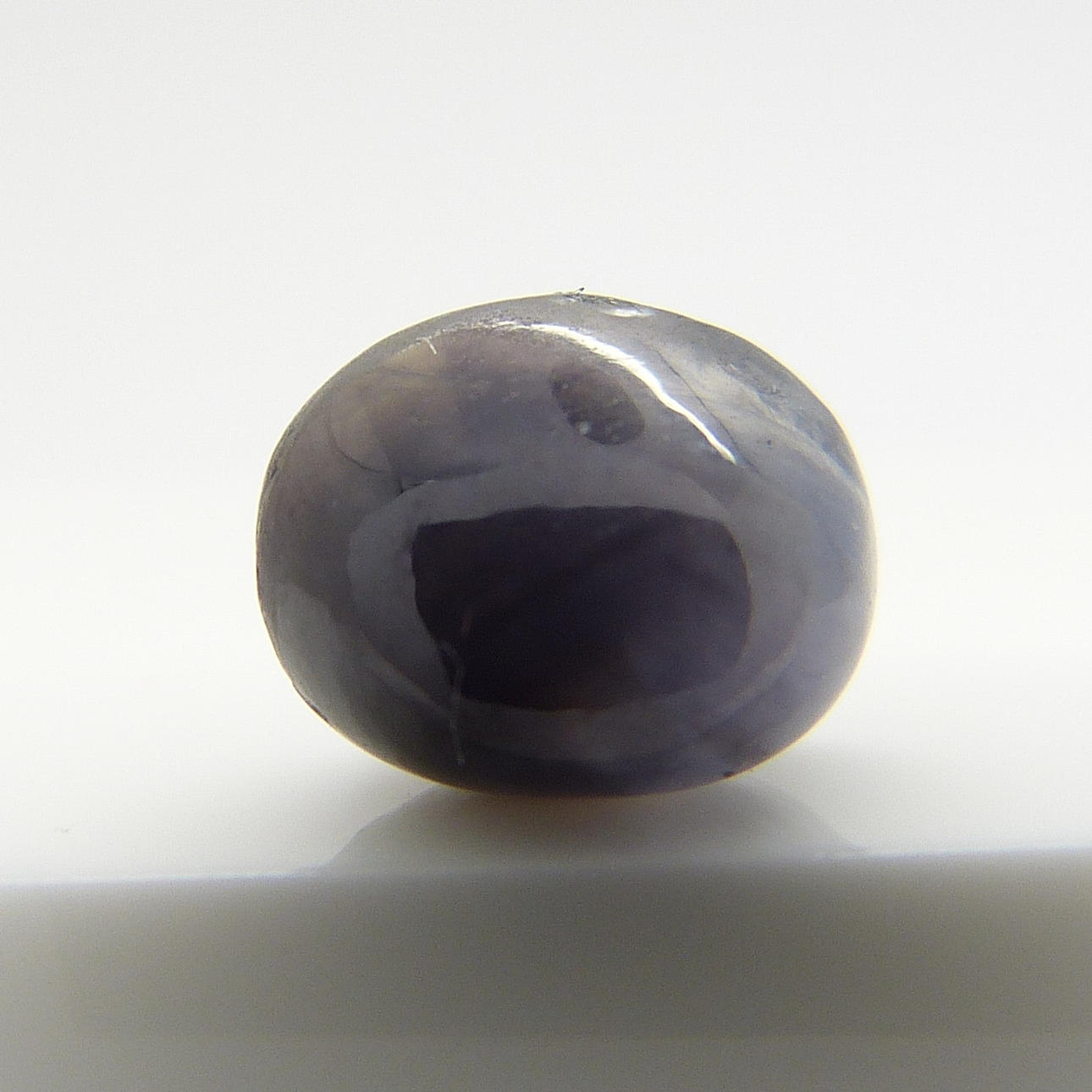 CABOCHON-STERNSAPHIR, 3,86 CT.