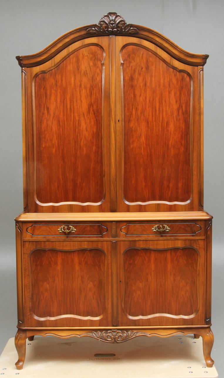 SKÅP, rokokostil, 1900-tal.