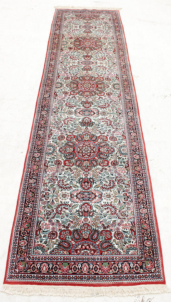 MATTA, Orientalisk, Silke, Kashmir, gallerimodell, 313 x 80 cm.