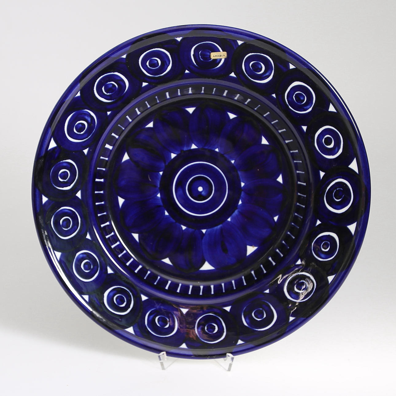 FAT, porslin, "Valencia" design Ulla Procopé, Arabia 1900-talets senare hälft.