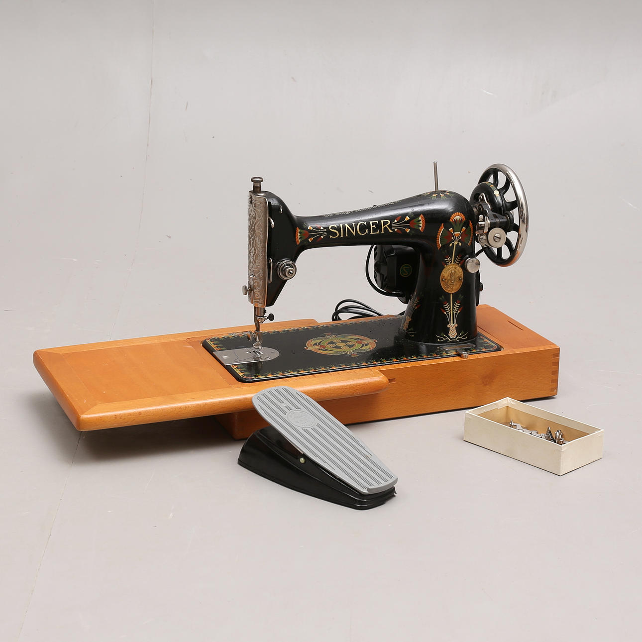 NÄHMASCHINE, Singer, erste Hälfte des 20. Jahrhunderts.