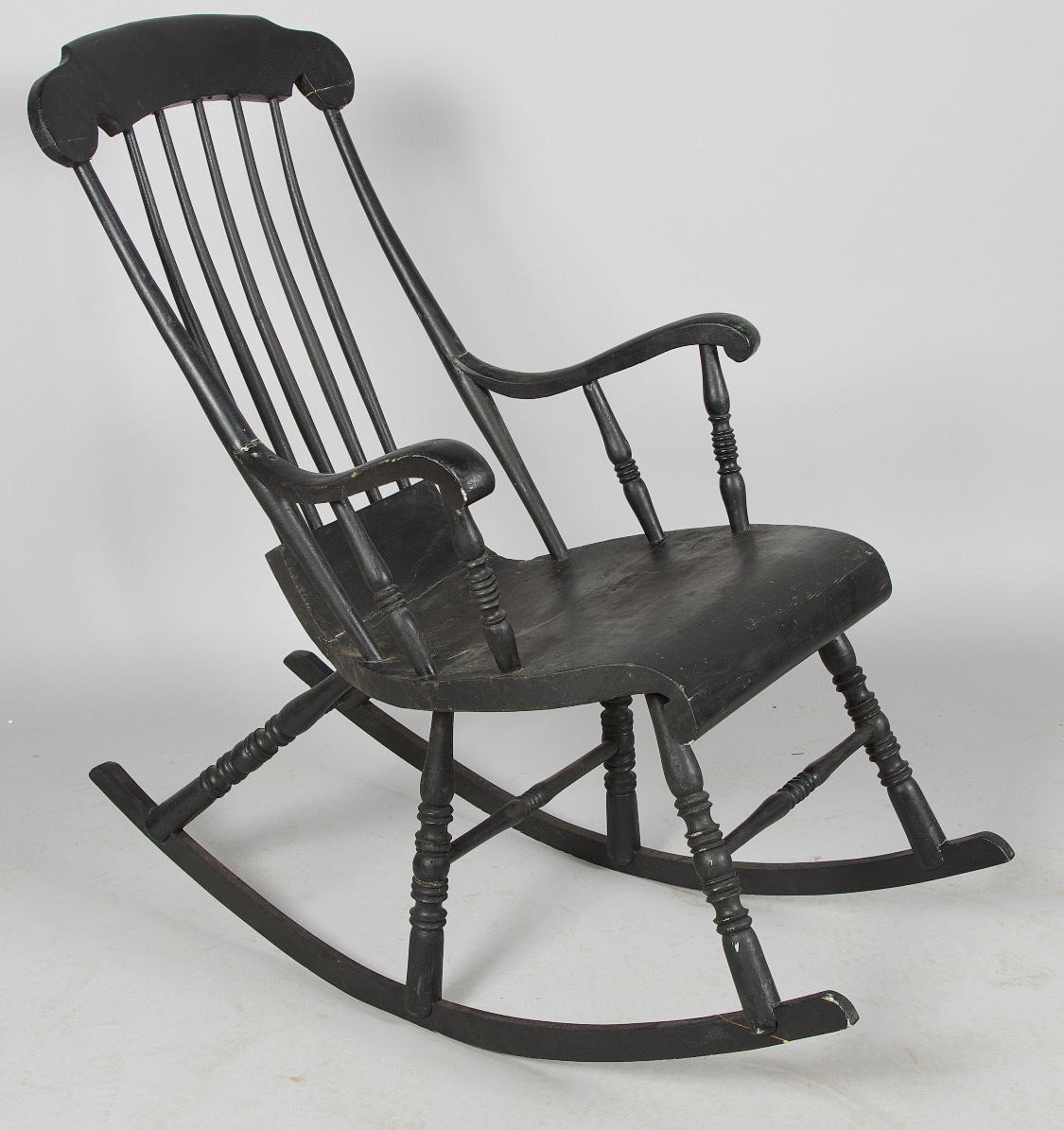 GUNGSTOL, svartmålad.