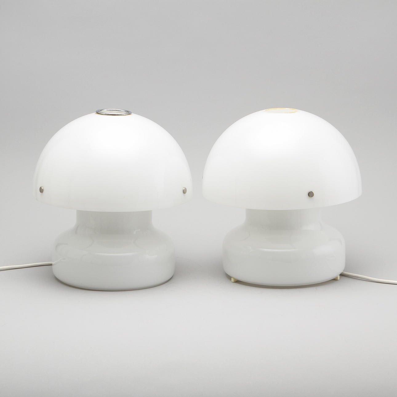 BORDSARMATURER, 2st, Ateljé Lyktan.