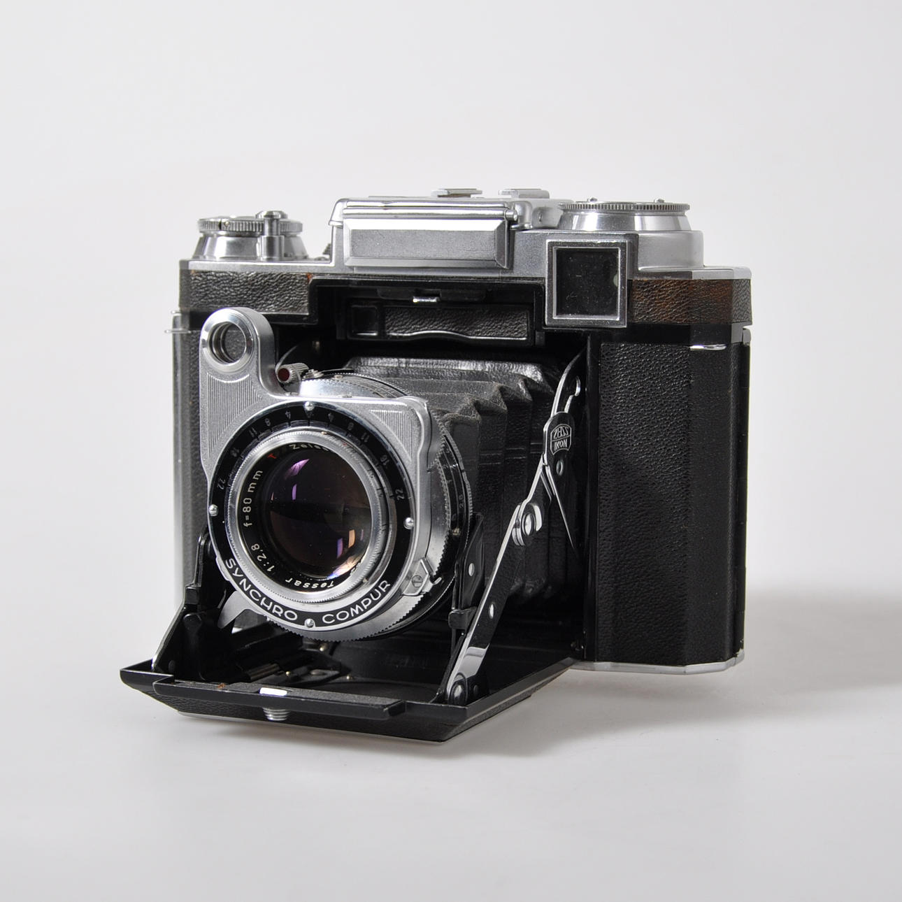 ZEISS IKON SUPER IKONTA 533/16.