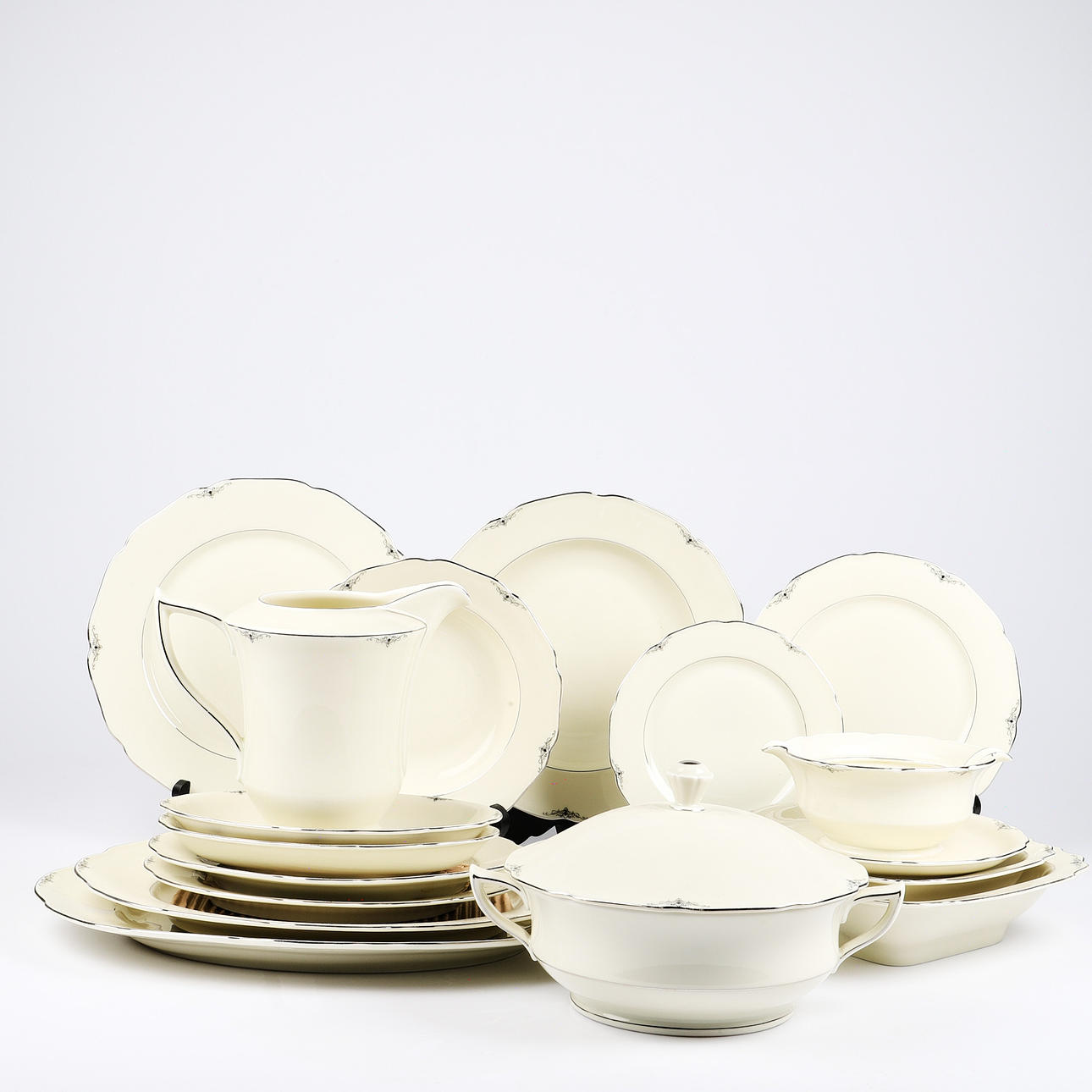 SPEISESET, 64-teilig, "Windsor", Bohemia Royal Ivory.