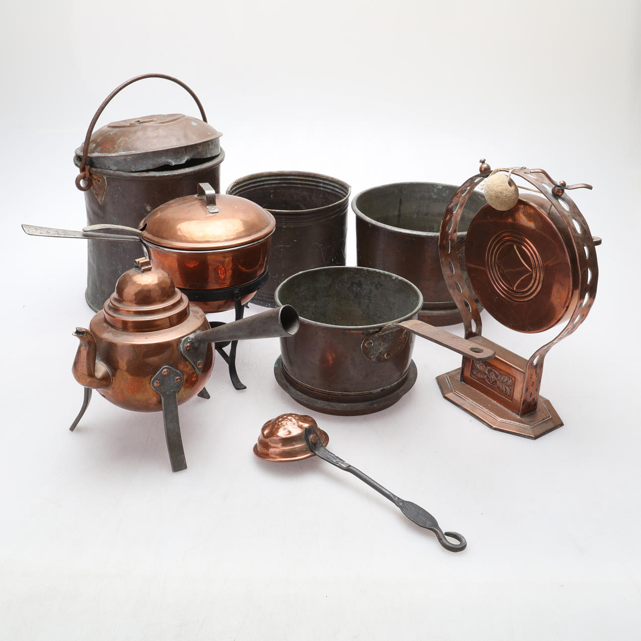 COPPER OBJECTS, 8 pieces. Silver & Metals - Pewter, Brass & Copper ...