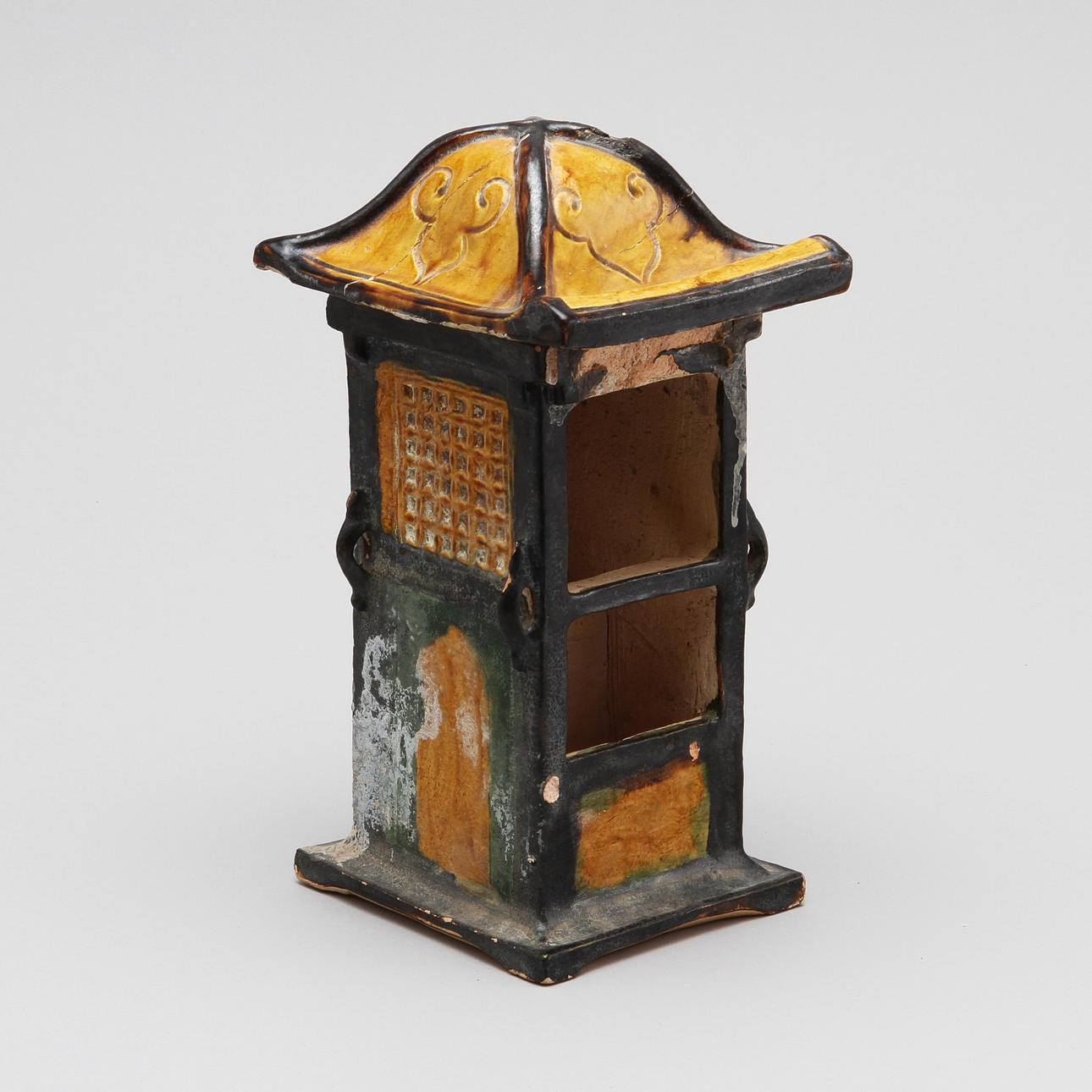 BÄRSTOL, lergods, Kina, ming, 1500/1600-tal.