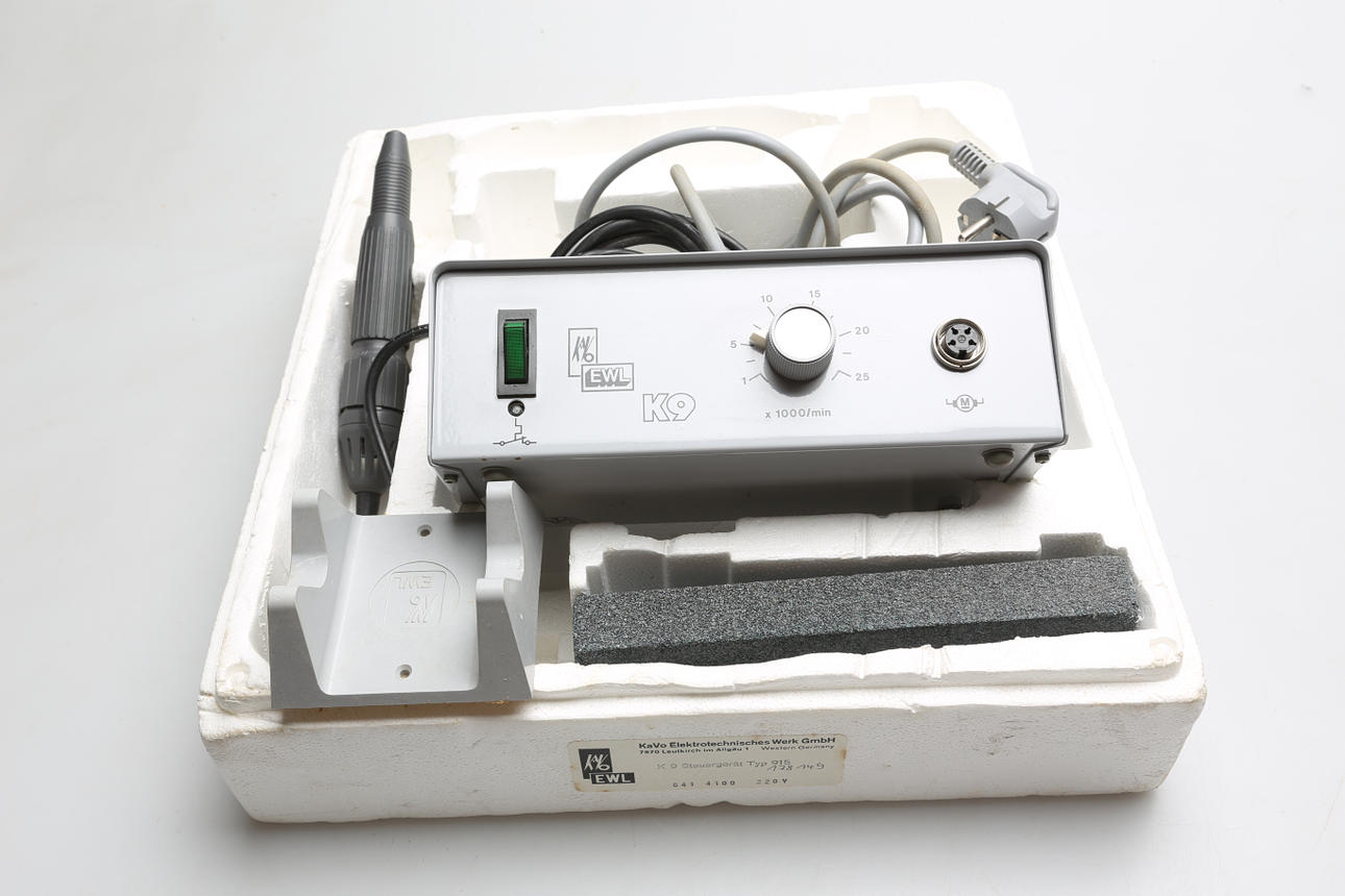 GRAVYRPENNA, 1900-tal.