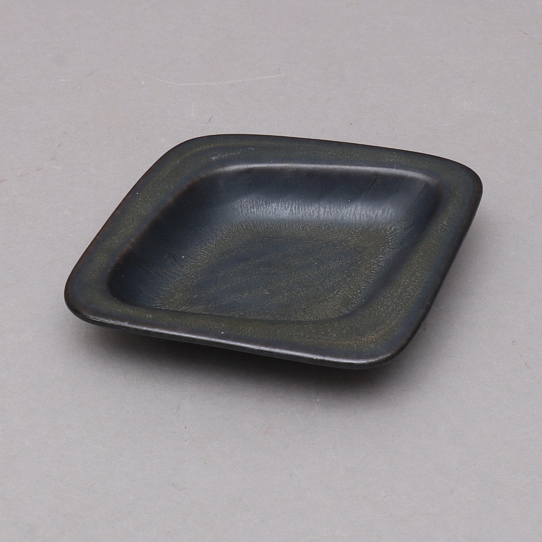 GUNNAR NYLUND. fat, stengods, Rörstrand.