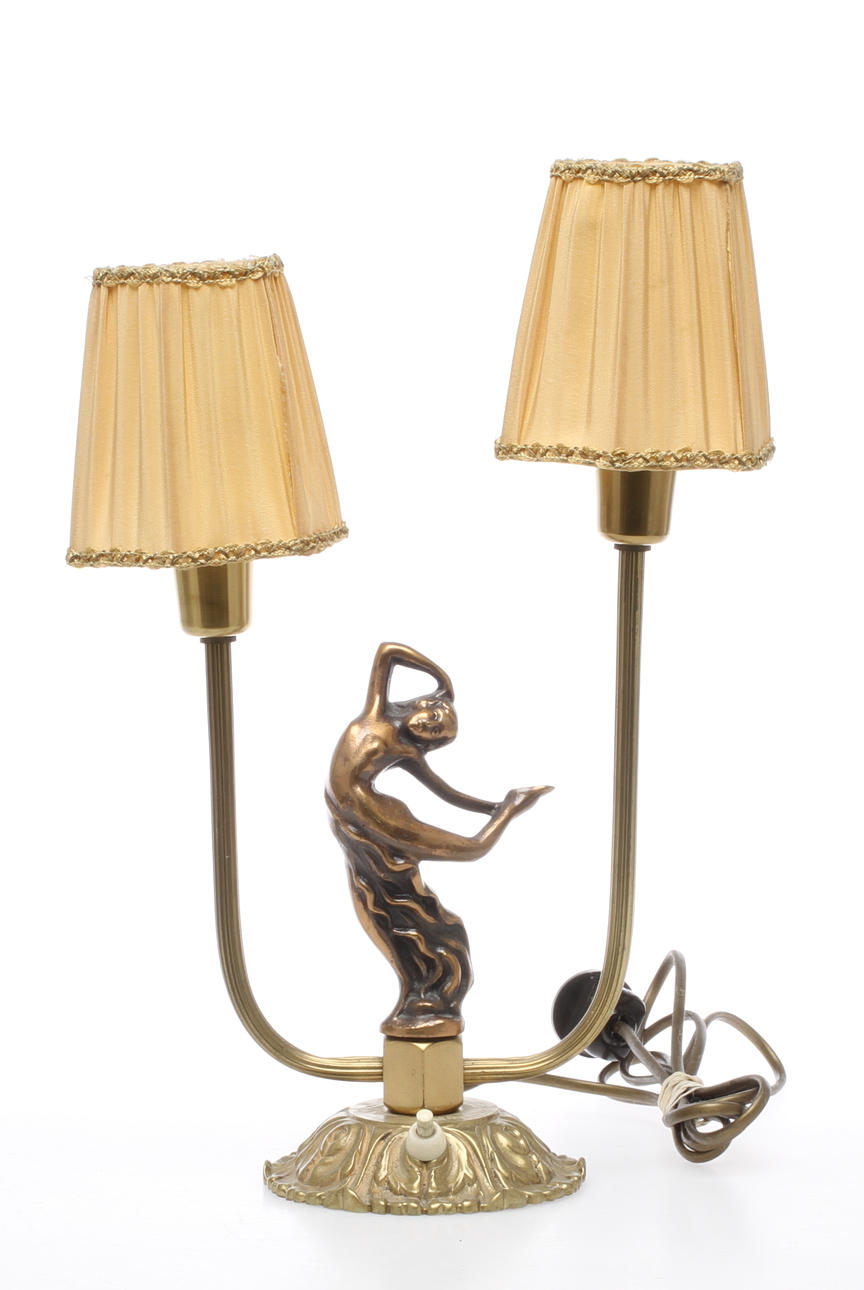 BORDSLAMPA, med kvinnofigur, omkring 1900-talets mitt.