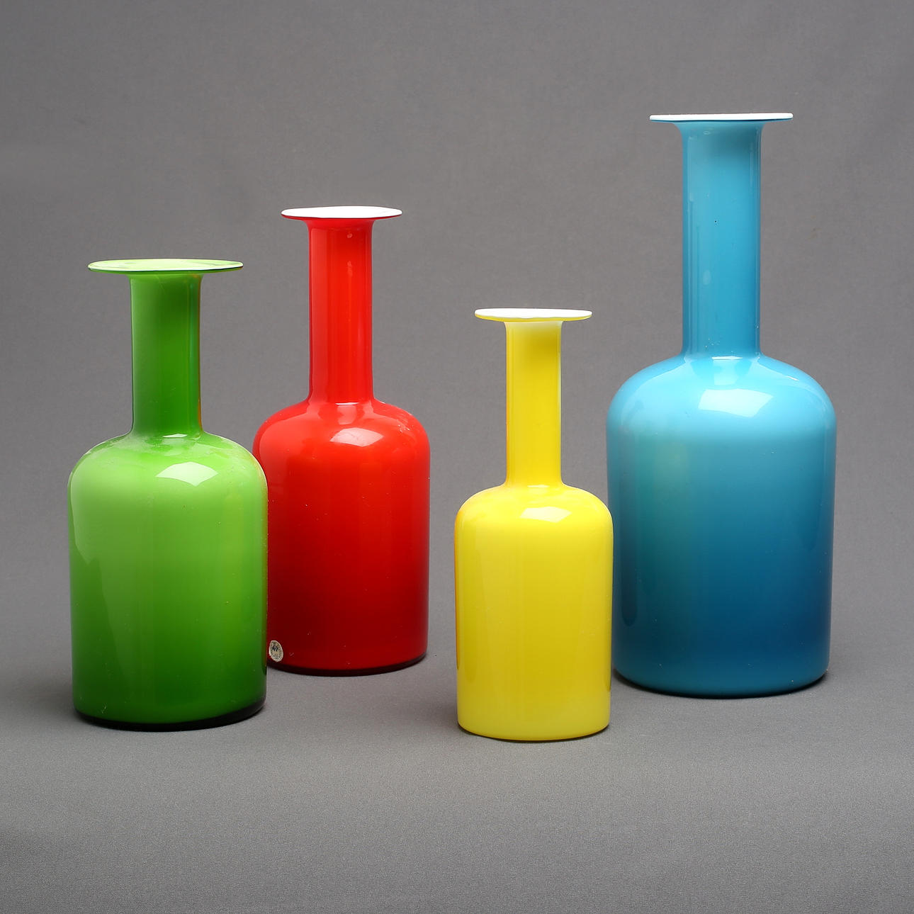 OTTO BAUER. Flaschen, 4 Stück, Glas, Holmegaard, Dänemark.