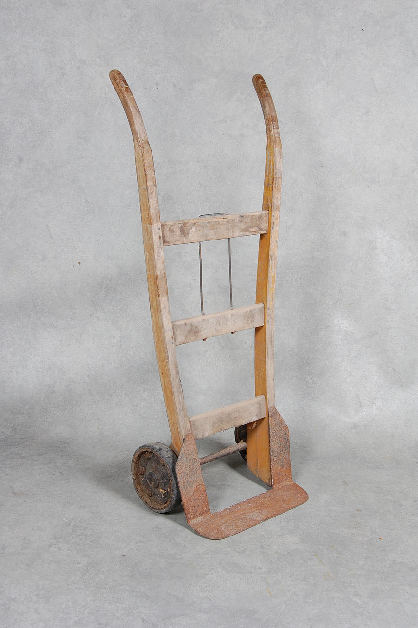 SÄCKAKÄRRA, 1900-tal.