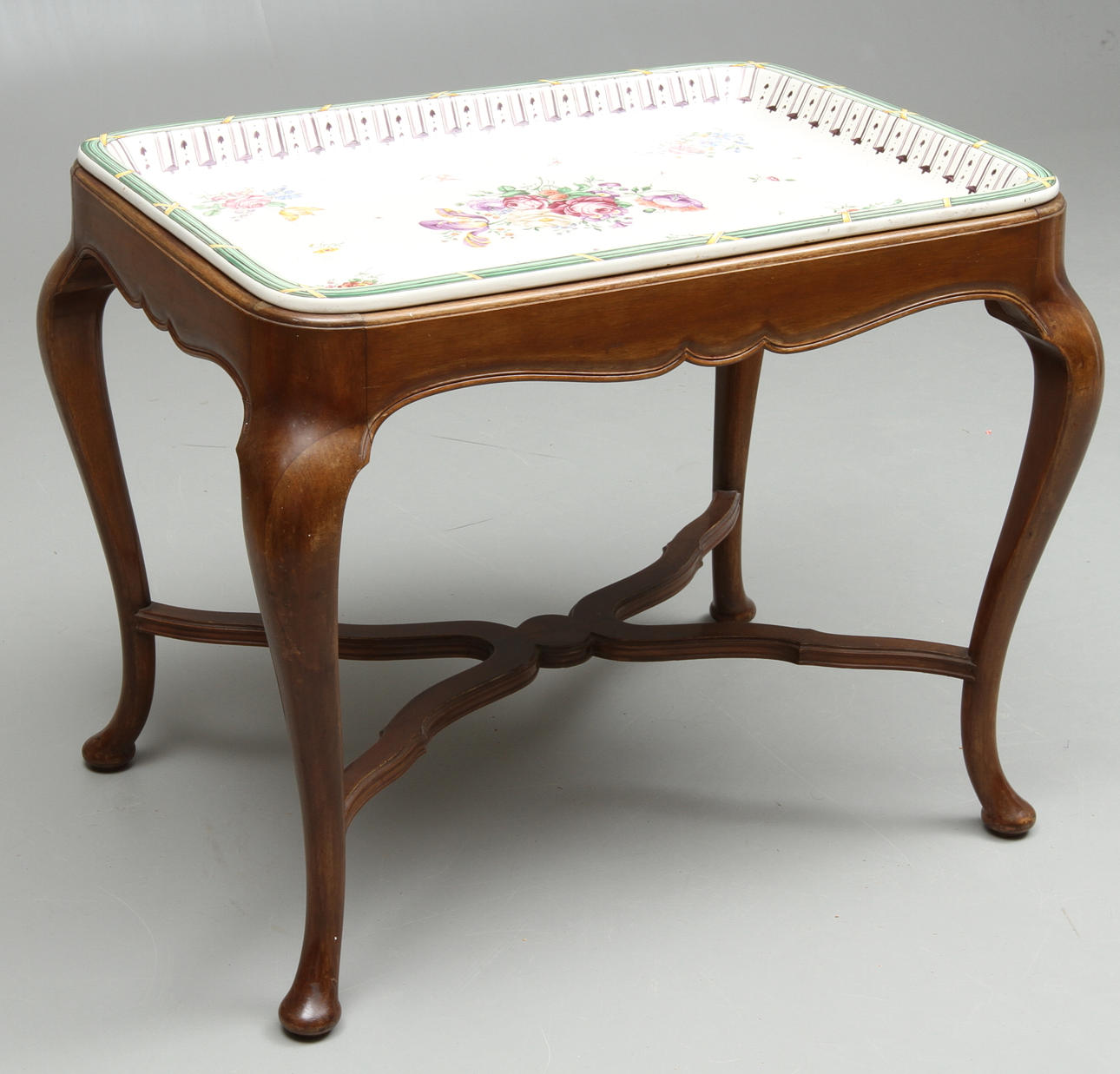 BRICKBORD, med fajansbricka, Rörstrand 1921.