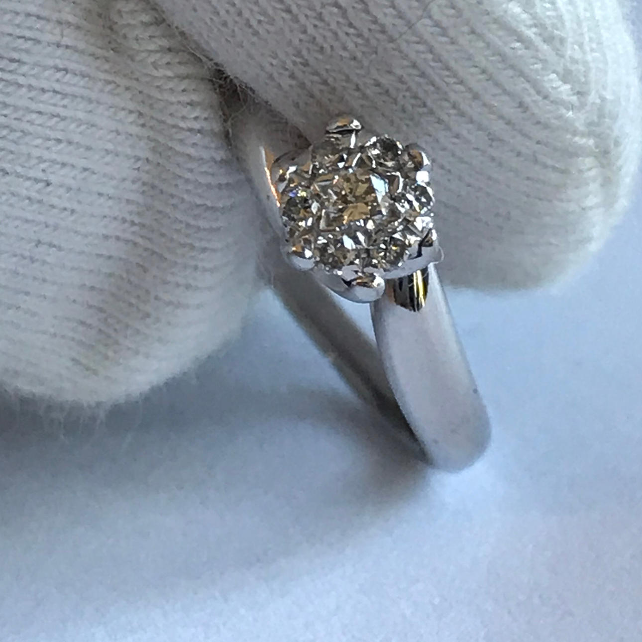 DIAMOND KLUSTER RING.
