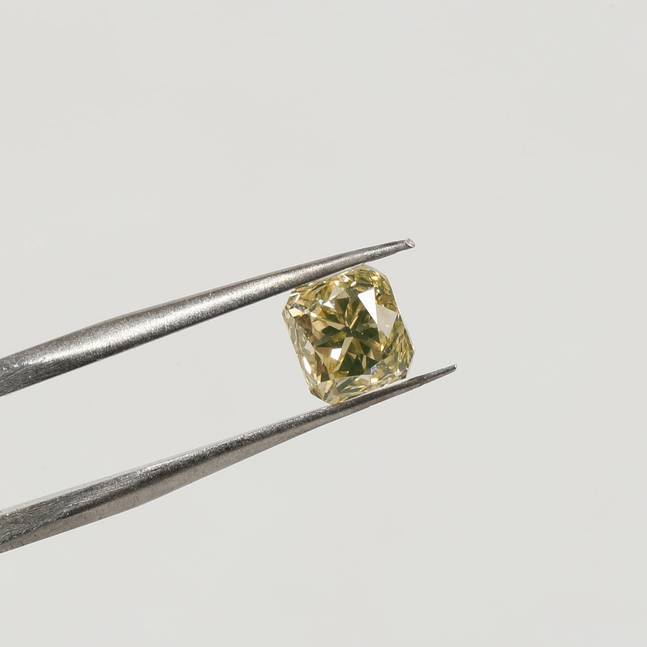 LOOSE DIAMOND 0.75 ct.