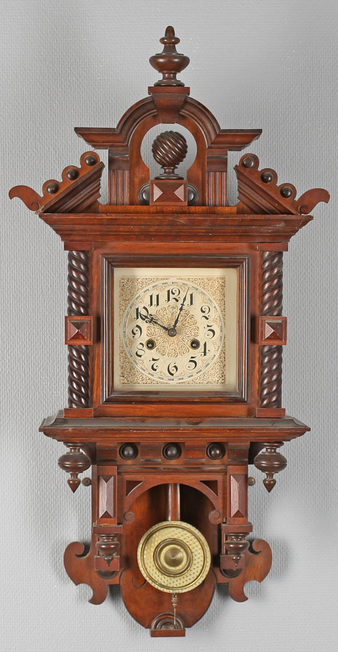 VÄGGPENDYL, nyrenässans, Junghans, 1900-talets början.