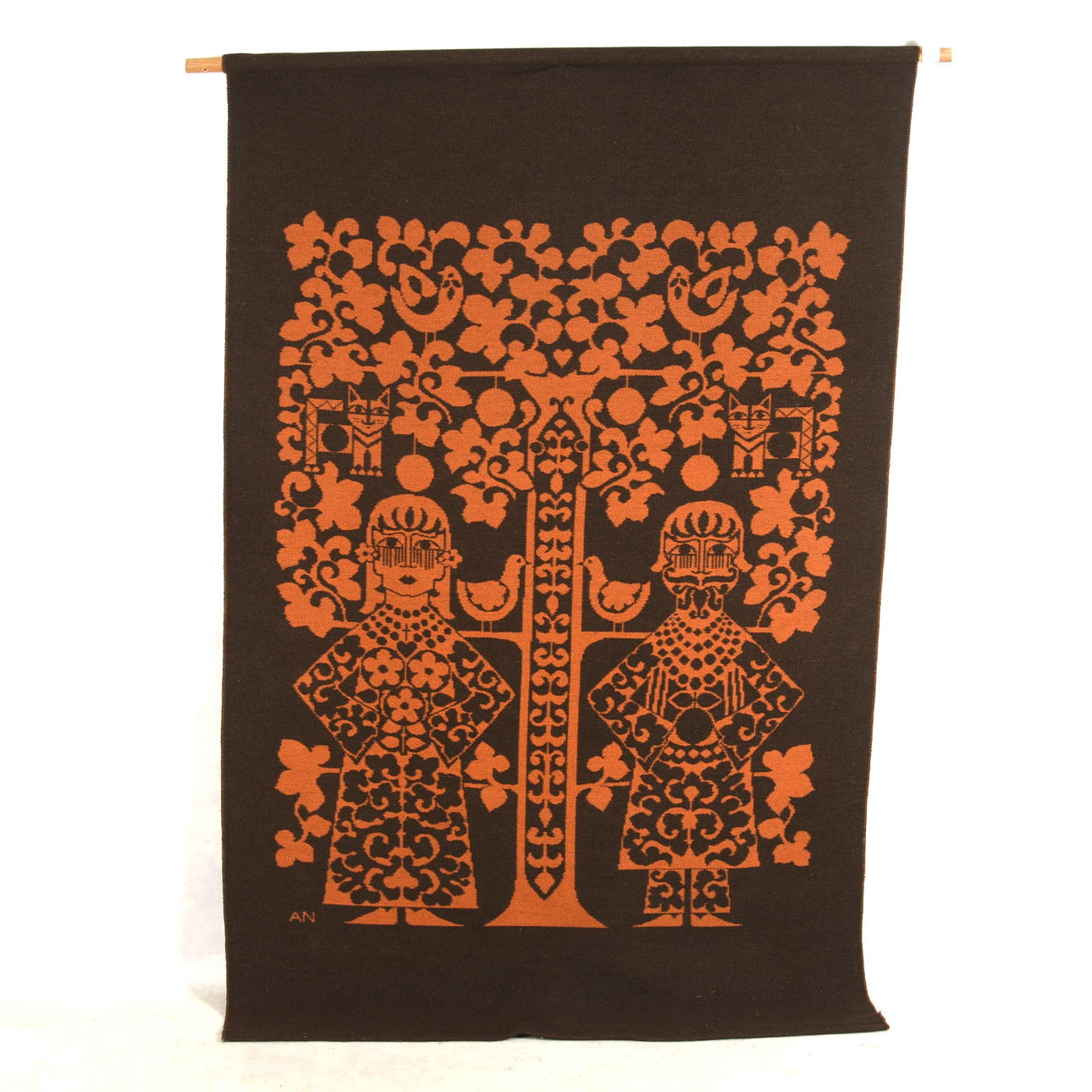 ANNE NÖMNTAK. Väggbonad,, "Eden", Borås.