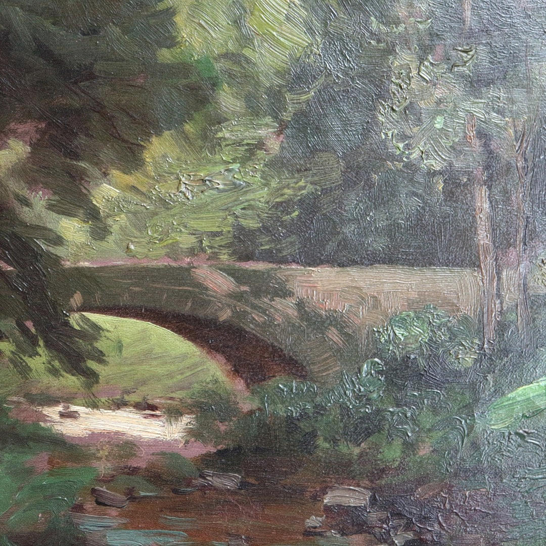 HEINRICH BÖHMER. SOMMERWALD MIT BRÜCKE ÜBER EINEN BACH.