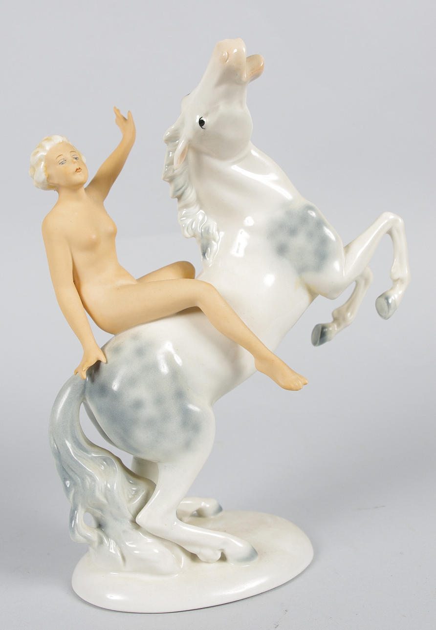 PORSLINSFIGUR, kvinna på häst, Tyskland.