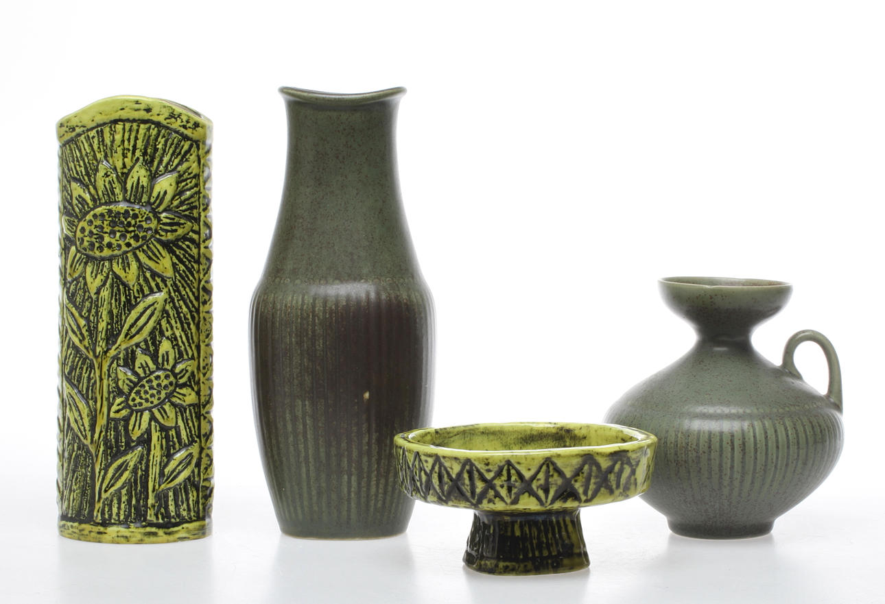 GUNNAR NYLUND, 4 delar, "Collier" samt "Solros", Rörstrand.