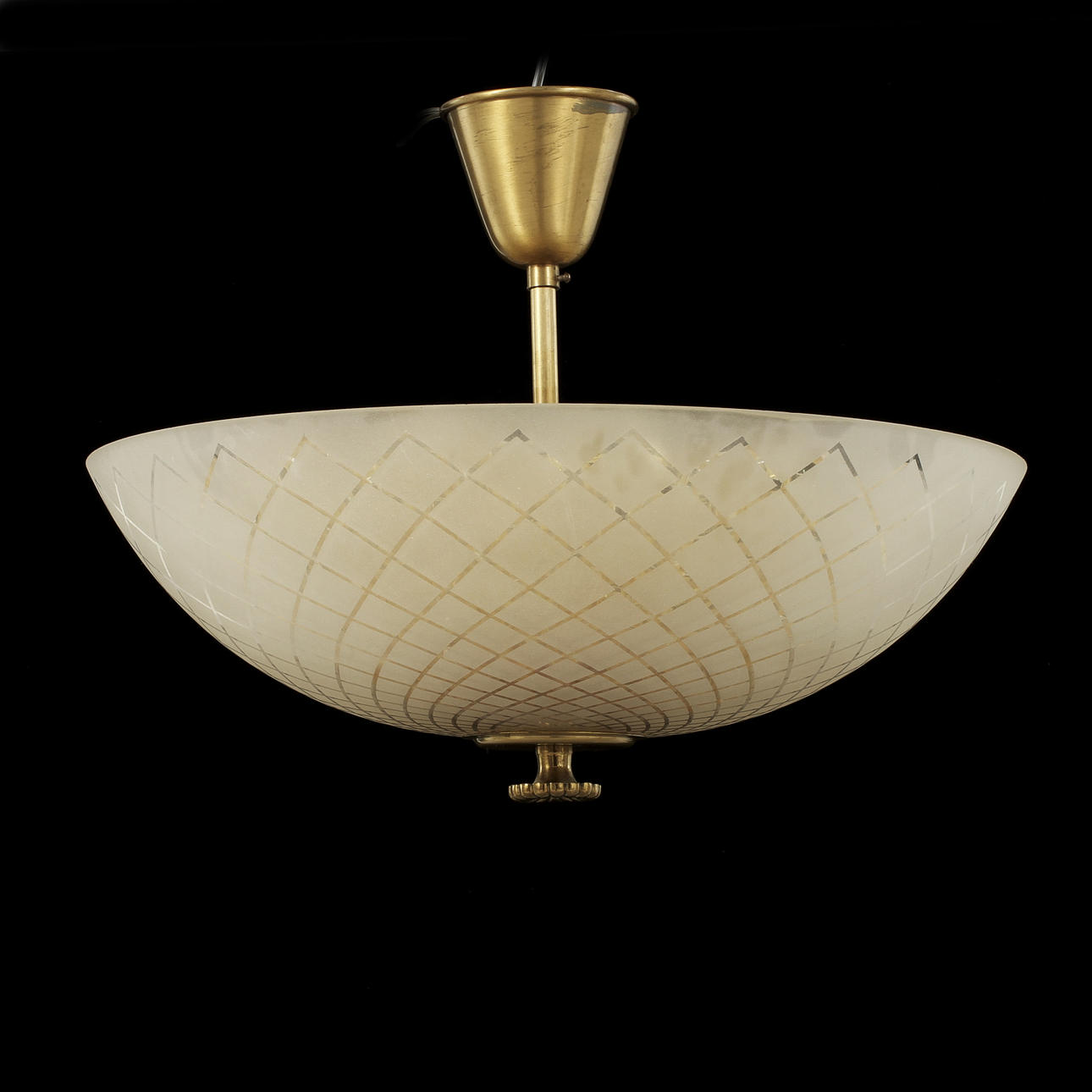 TAKPLAFOND, Orrefors. Höjd 25 cm.