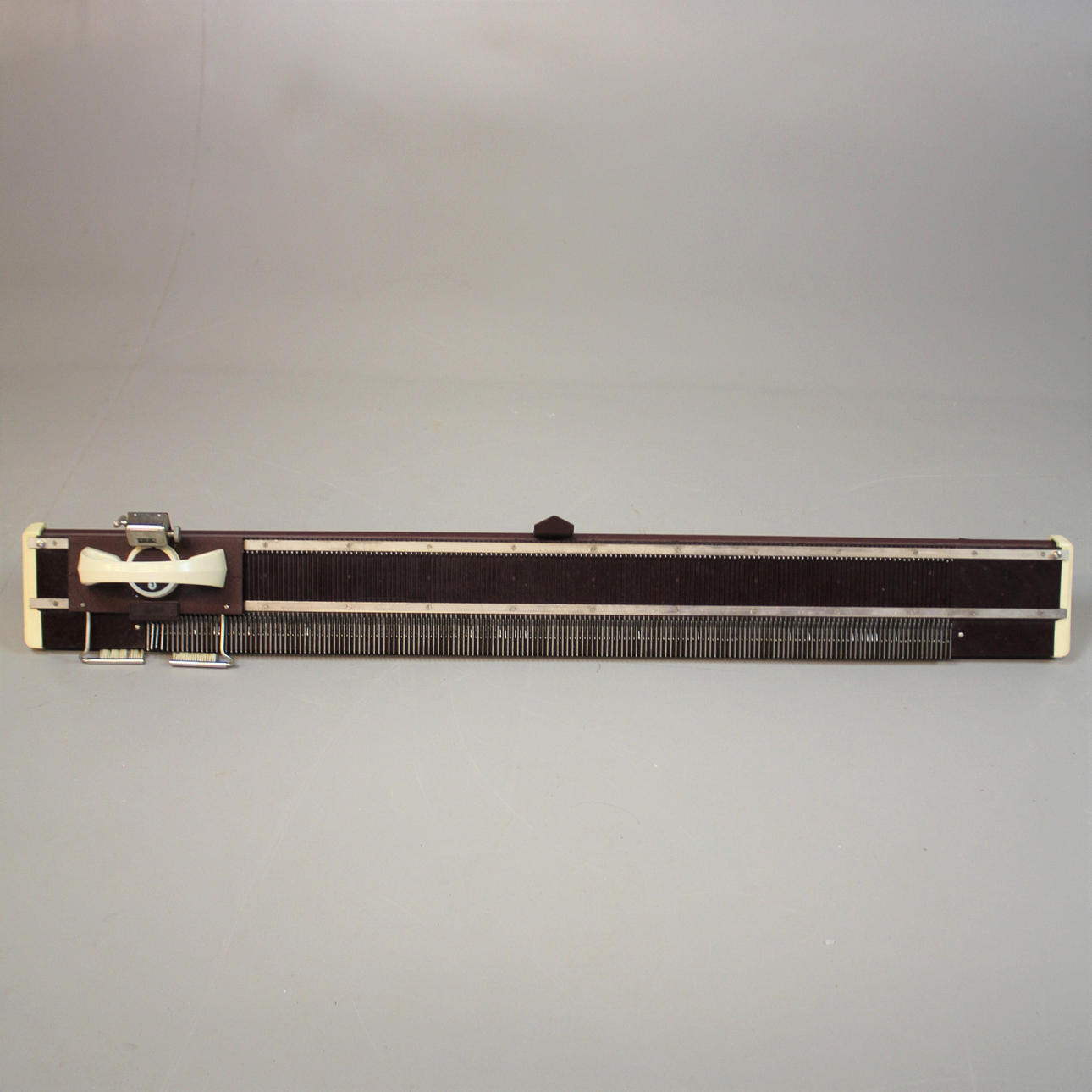 STRICKMASCHINE, Knittax M2.