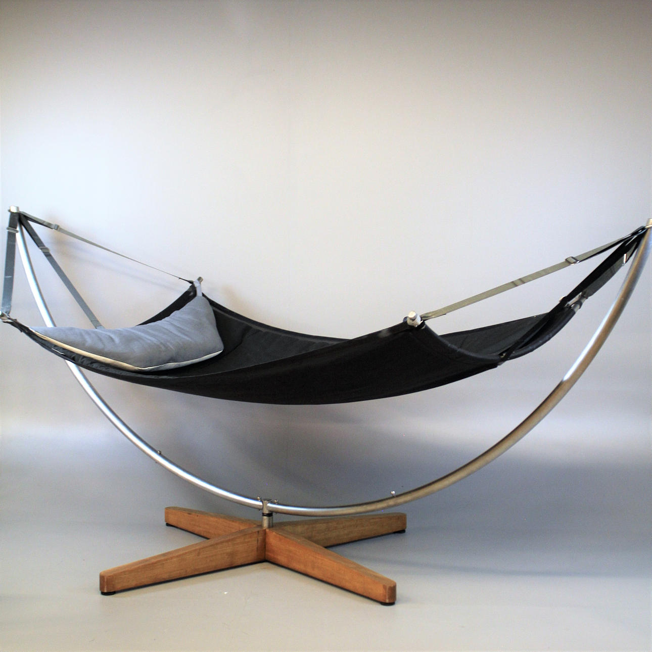 HÄNGEMATTE mit Ständer, Alexander Rose.