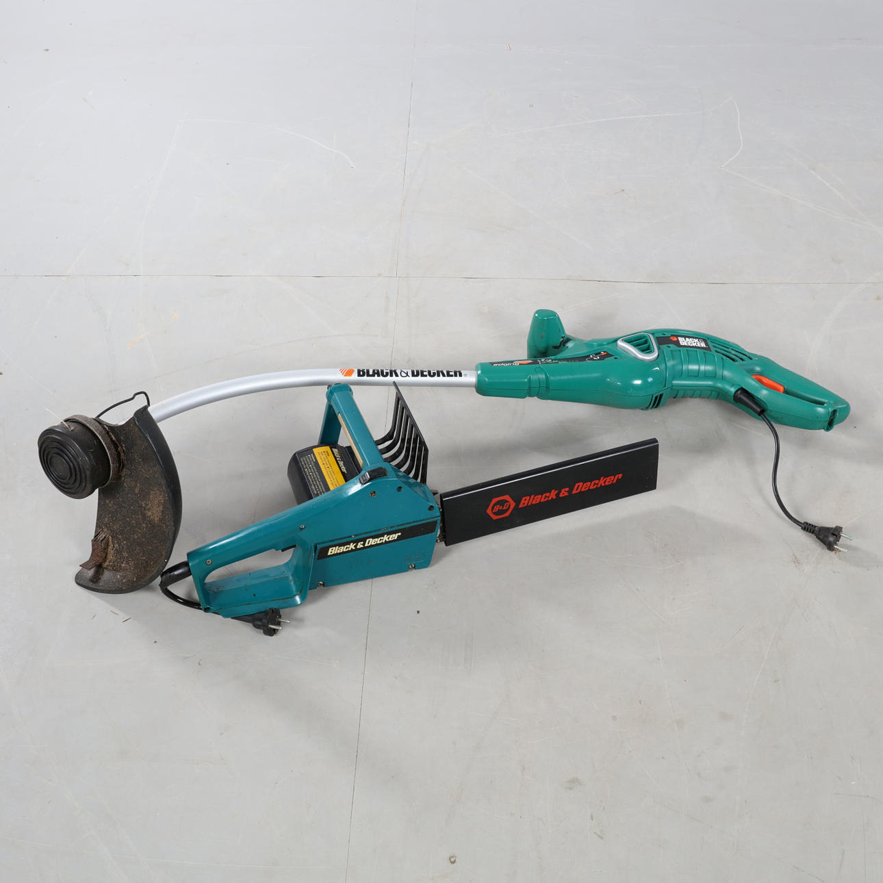 TRIMMER, KETTENSÄGEN, Black & Decker.