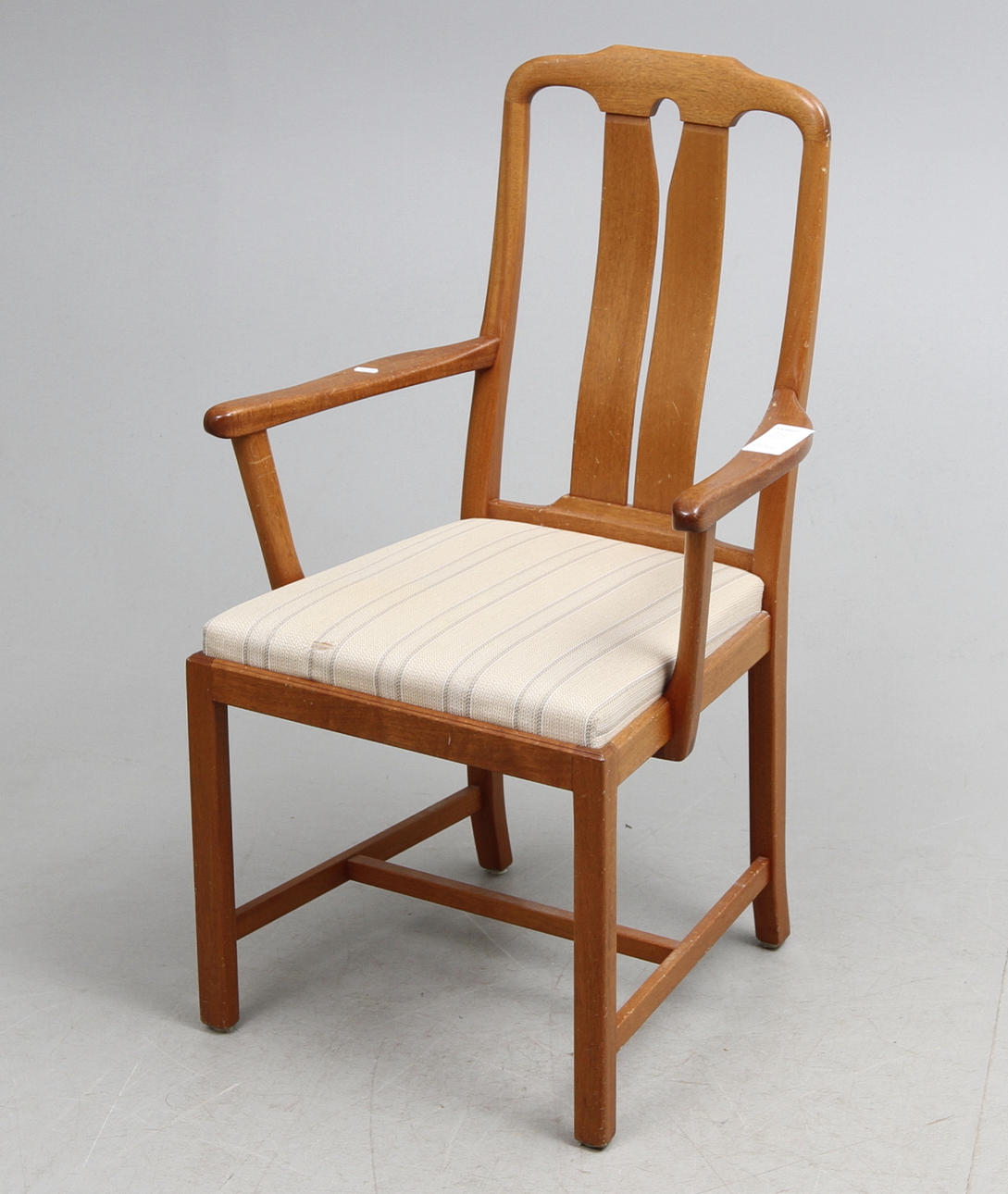 KARMSTOL, "Ambassadör, Carl Malmsten, 1900-talets andra hälft.