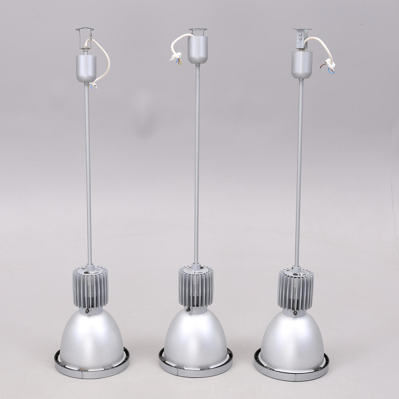 DECKENLEUCHTEN/STRAHLER, 3 Stück, Erco 87606.