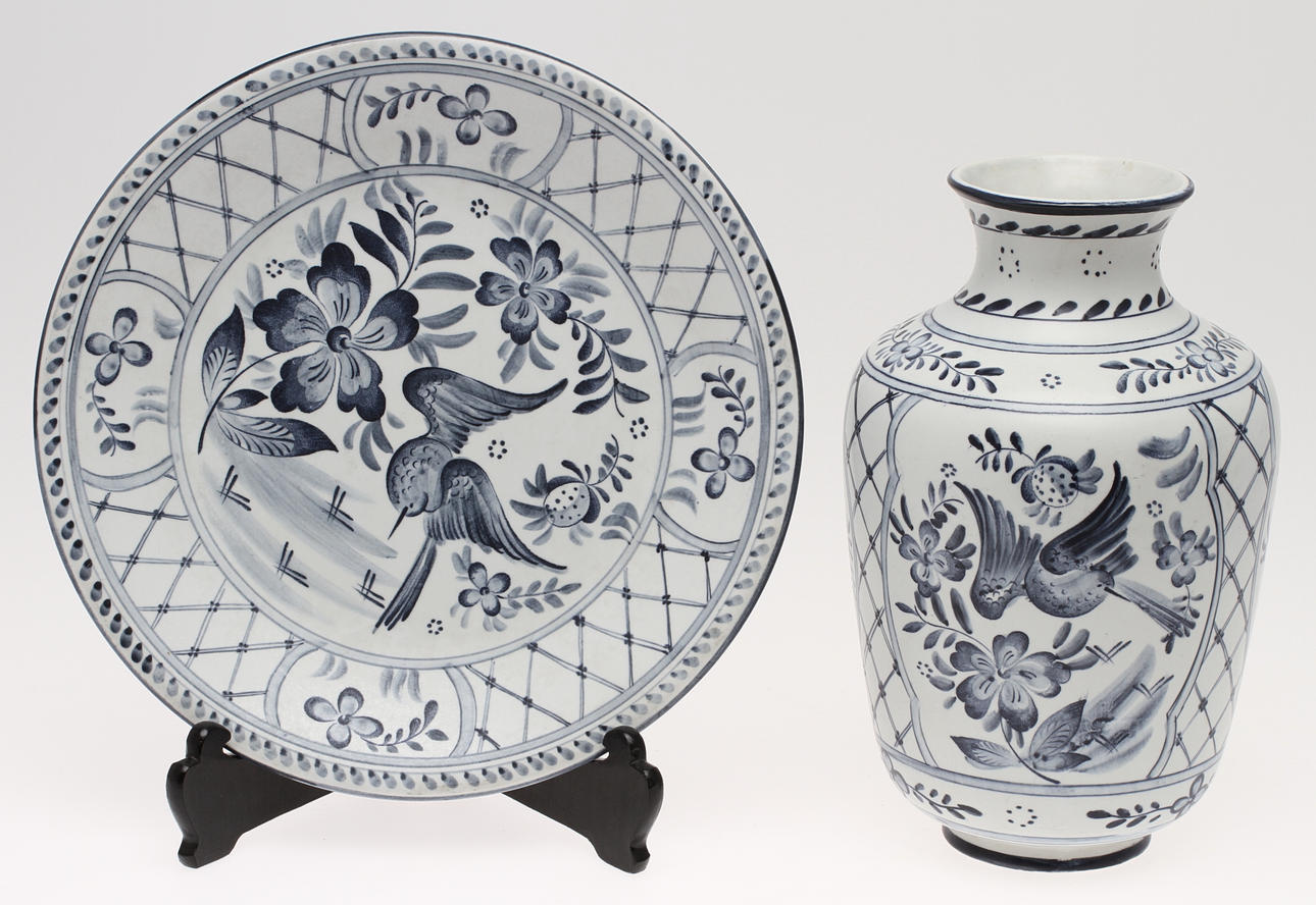 VAS samt FAT, Irma Claesson, Rörstrand. 1930-tal.