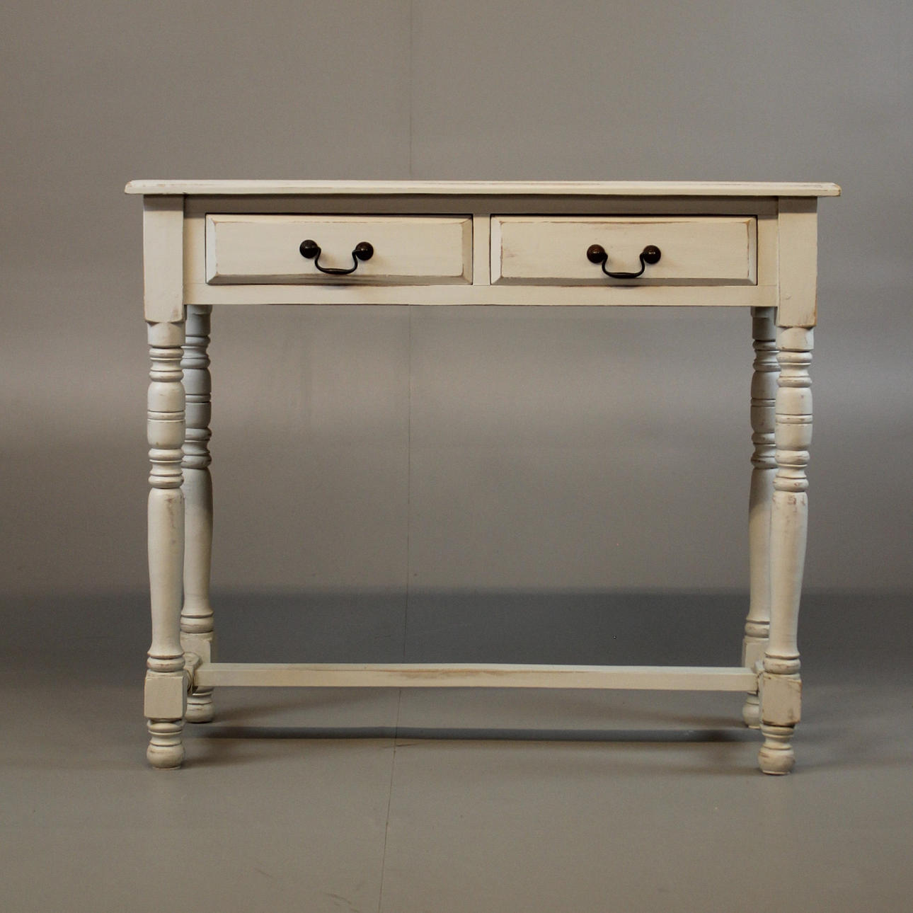 SKÄNK, med kopplade ben.