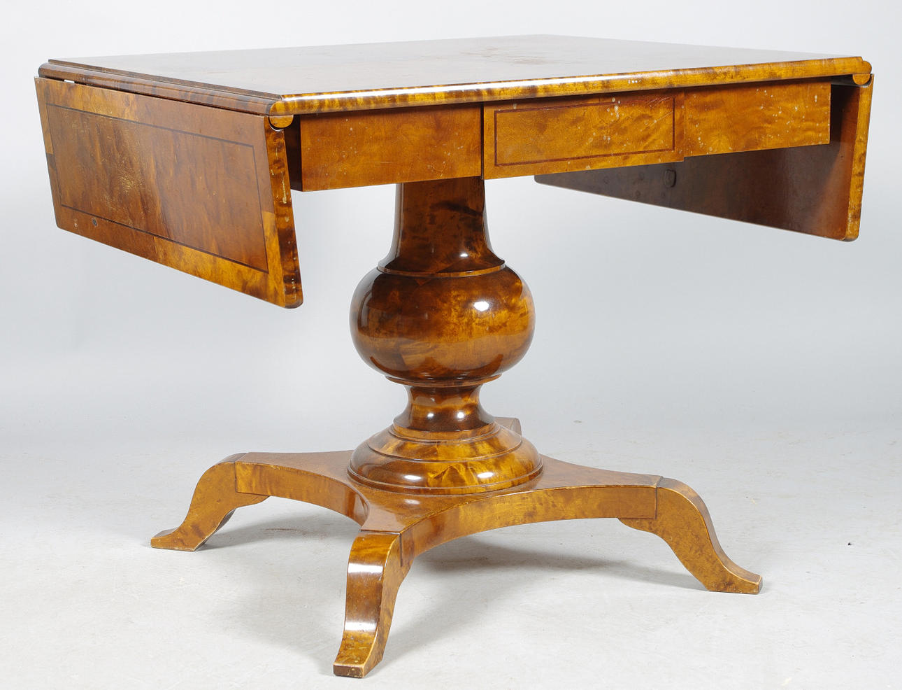 SALONGSBORD MED KLAFFAR, björk, empirestil.