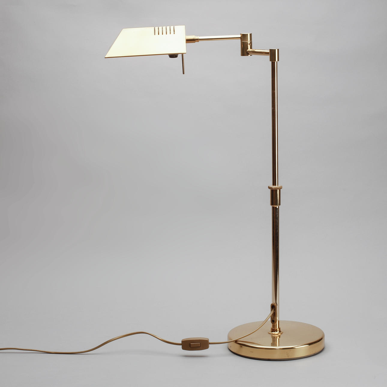 BORDLAMPE, gult metal, Happy Light, Holland.