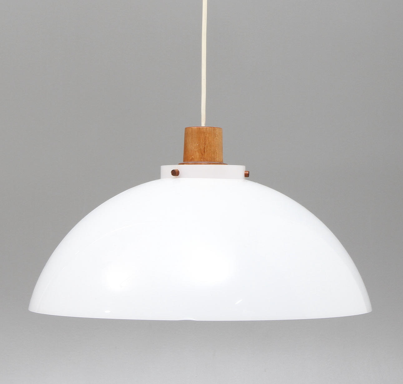 TAKLAMPA, plast och teak, Luxus.