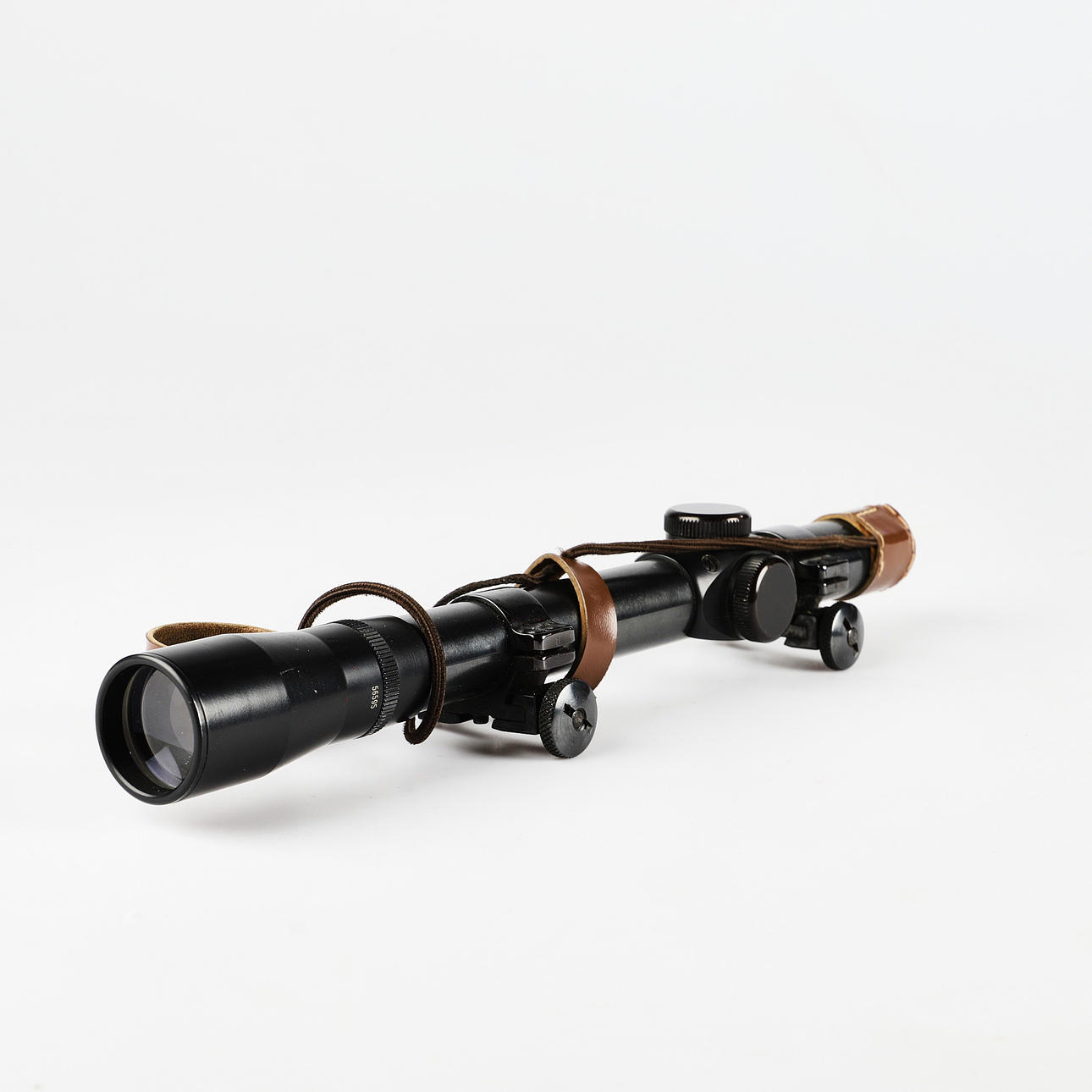 KIKARSIKTE, 2 3/4 x 64, Pecar, Berlin.