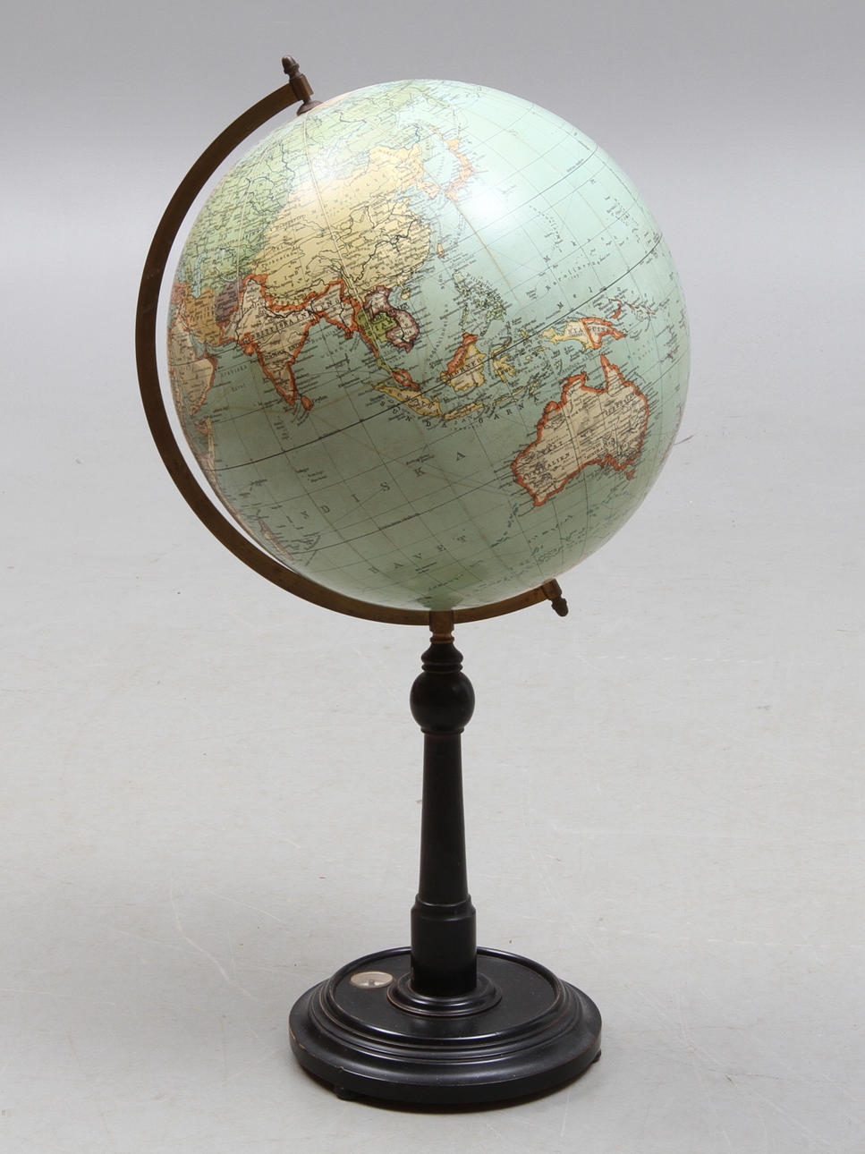 JORDGLOB, märkt prof D:r Krauses Nya handels- och Samfärdsglob, Paul Räth.